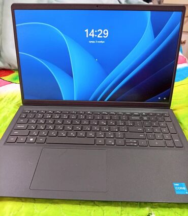 корпус для компьютера: Ноутбук, Dell, Intel Core i3, 15.6 ", Для работы, учебы