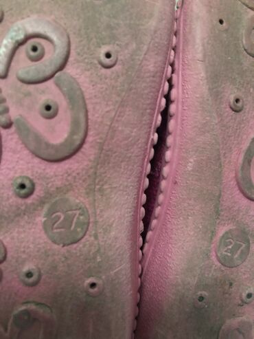 Игрушки: Очень в хорошем состоянии! Б/У,Одевали пару раз! Можно стирать в — 6