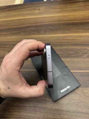 Samsung: Samsung Galaxy S24, 256 GB, rəng - Qara, Zəmanət, Sensor, Barmaq izi — 6