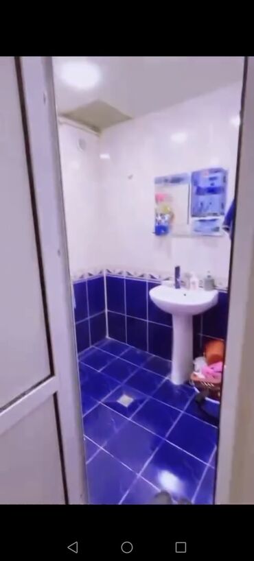 Köhnə tikili: Bakı, 3-cü mikrorayon, 2 otaqlı, Köhnə tikili, m. Memar Əcəmi, 70 kv. m — 8