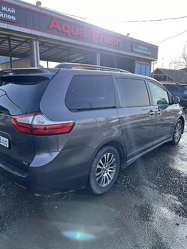 Toyota: Toyota Sienna: 2018 г., 3.5 л, Автомат, Бензин, Минивэн — 4