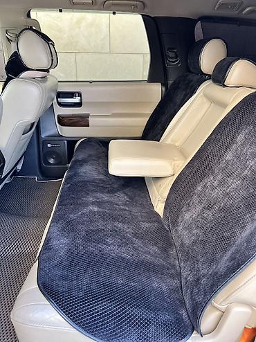 sequoia 2010: Toyota Sequoia: 2008 г., 5.7 л, Автомат, Газ, Внедорожник — 7