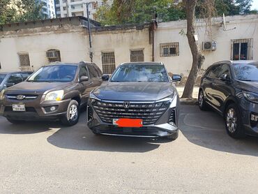 oturacaqları: Changan Uni-Z: 1.5 l | 2024 il 300 km Krossover