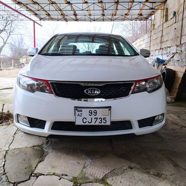 Kia: Kia Cerato: 1.6 l | 2012 il Sedan