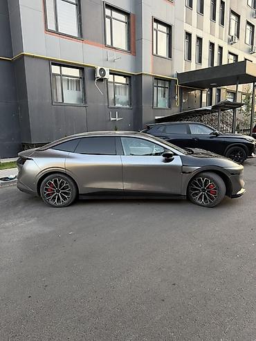 geely m: Zeekr 007: | 2024 г. Седан — 3