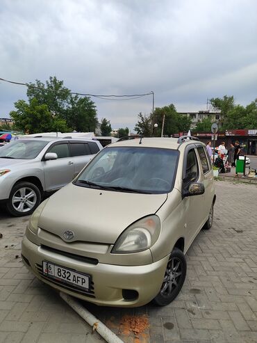 тайотта вич: Toyota Yaris Verso: 2001 г., 1.3 л, Механика, Бензин, Хэтчбэк