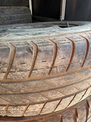 Автомобильные шины Bridgestone на штампованных стальных дисках