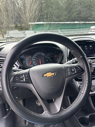 Chevrolet: Chevrolet Spark: 2018 г., 1 л, Бензин, Хэтчбэк — 6