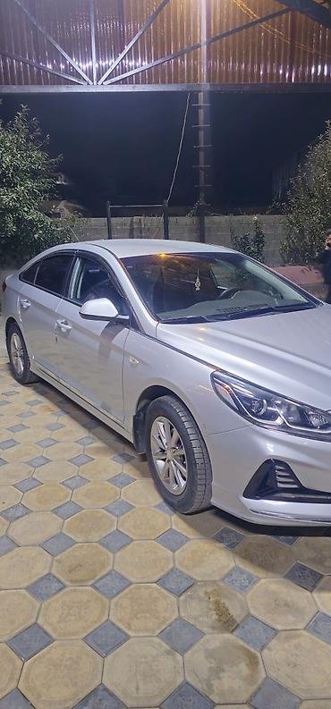 дисковери спорт: Hyundai Sonata: 2017 г. — 5