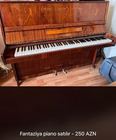piyano ikinci el: Fantaziya pianino – 250 AZN - Şaquli (upright) model - 88 klaviş, 2