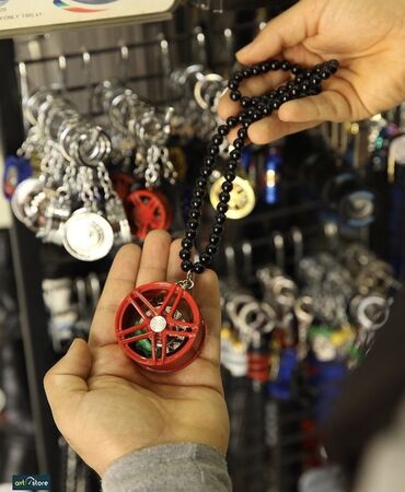 Breloklar: Xoş görünüşlü aksesuarlar. Hər cür maşın aksesuarının satışı bizdə — 5