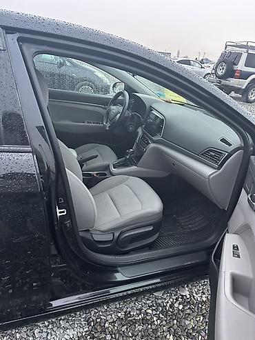 хенде сантафе: Hyundai Elantra: 2017 г., 2 л, Автомат, Бензин, Седан — 6