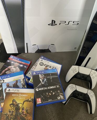 PS5 (Sony PlayStation 5): Плейстейшн 5 почти новая два джойстика комплект вместе с играми цена