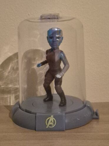 zara dzemper na pruge: Nebula Avengers akciona figura,potpuno nova u odličnom stanju. Visina
