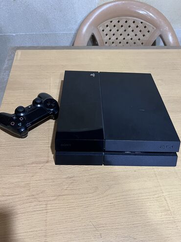 plata ddr2: Oyunlar var,original pult,xaricden gelib plombası üstünde.çox ideal