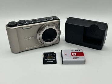 Tavalar: Sony dsc h55

4gb karti adapteri ve batareyası var 

qiymet sondu