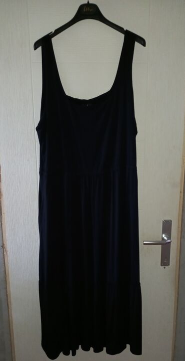 elegantne haljine za punije žene: 4XL (EU 48), color - Black, Other style, With the straps