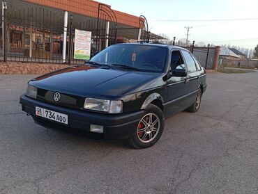 продаю авто под выкуп: Volkswagen Passat: 1990 г., 1.8 л, Механика, Бензин, Седан