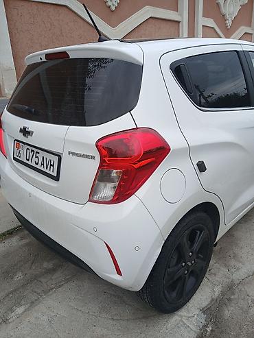 e34 2 5: Chevrolet Spark: 2019 г., 1 л, Автомат, Бензин, Хэтчбэк — 5