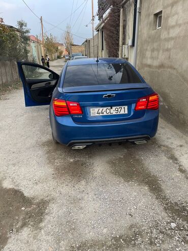 Chevrolet: Chevrolet Cruze: 1.8 l | 2010 il 400 km Sedan -da lalafo.az — 5 Chevrolet: Chevrolet Cruze: 1.8 l | 2010 il 400 km Sedan — 5