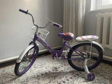 детский спортивный: Продаются детский велосипед новый 10/10. Цена 6000сомов