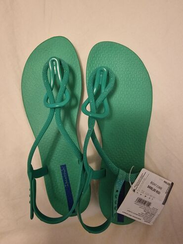 Ženska obuća: Nove Ipanema sandale, veličina 41, boja smaragdno zelena