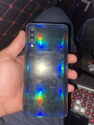 Смартфон Samsung Galaxy A50 (SM-A505) - Дисплей 6.4" Super AMOLED