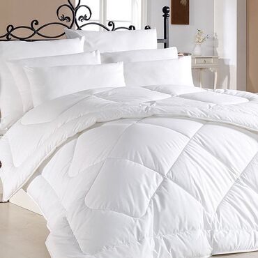 Постельное белье: Одеяла и подушки турецкого производство Качество отличное ! Размер