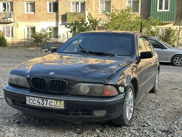 продаю машину бмв: BMW 5 series: 1999 г., 2.5 л, Механика, Бензин, Седан