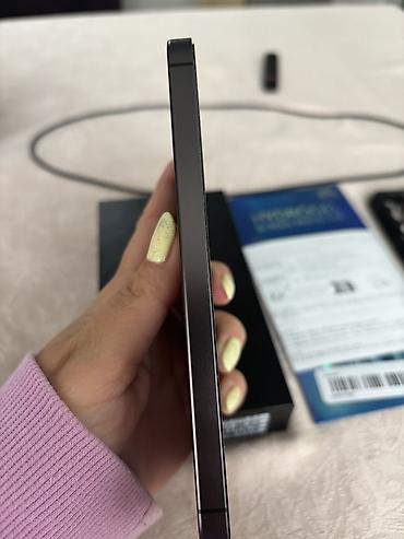 Samsung: Samsung Galaxy S24(model SM‑S921B), grafitno siva boja. U pakovanju — 13