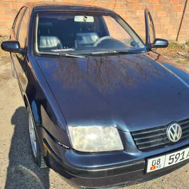 авто volkswagen: Volkswagen Jetta: 2003 г., 2 л, Автомат, Газ, Седан