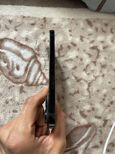 Apple iPhone: IPhone 14 Pro, 256 ГБ, Графит, Чехол, 69 % — 4