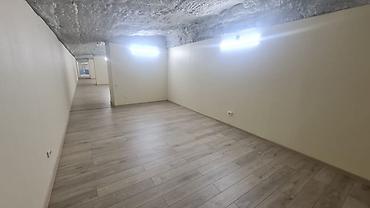 Коммерческая недвижимость: Сдается в аренду просторное помещение площадью 150 м2. 📍 Район БЦ — 4