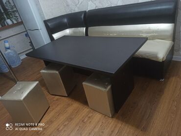 �������� ������������ ���� в Кыргызстан | Комплекты столов и стульев: Кухонный уголок: стол массивный диван кожзам+ пуфики табурет 4шт