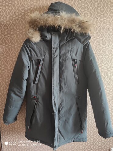теплая куртка на зиму: Продаю очень теплую подростковую куртку на 12-14 лет качество