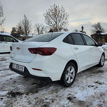 android avto: Chevrolet Onix: 2020 г., 1 л, Автомат, Бензин, Седан — 2