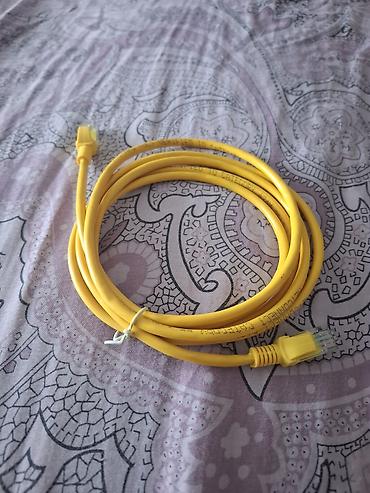 cat 5 kabel: Sarı rəngli Ethernet şəbəkə kabeli - RJ45–RJ45 ucları - Kategoriya — 1