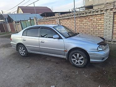 385 55: Toyota Avensis: 2002 г., 2 л, Автомат, Бензин, Седан — 2