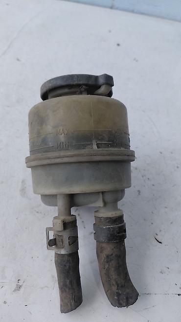 estima: Бачок Toyota 2000 г., Б/у, Оригинал, Япония — 2