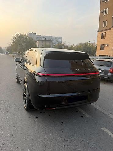 haval f7: Lixiang L7: 2023 г., 1.5 л, Автомат, Электромобиль, Кроссовер — 3