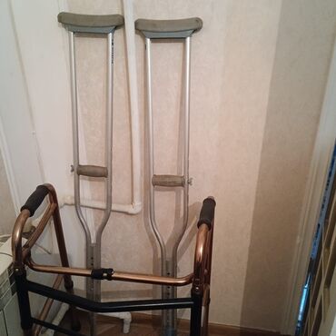 ходунки для взрослых в баку: Alüminium qoltuqaltı əsalar və gəzinti çərçivəsi (walker) dəsti. - 1 at lalafo.az ходунки для взрослых в баку: Alüminium qoltuqaltı əsalar və gəzinti çərçivəsi (walker) dəsti. - 1