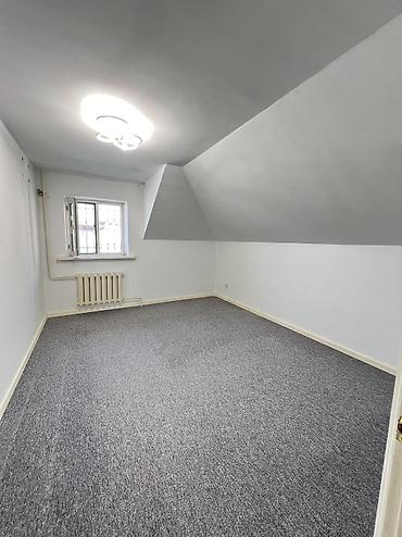 фучика 18 а: 200 м², 6 комнат, 3 мкр — 9