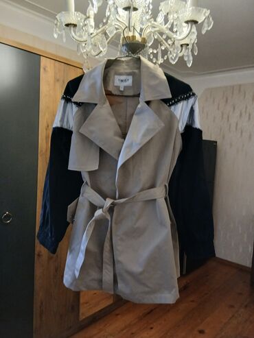 CD, DVD disklər və kassetlər: 1-i,1,azn. M,38,(R) İşlənmiş. 20,ədəddən,aşağı,mal,satılmiır — 19