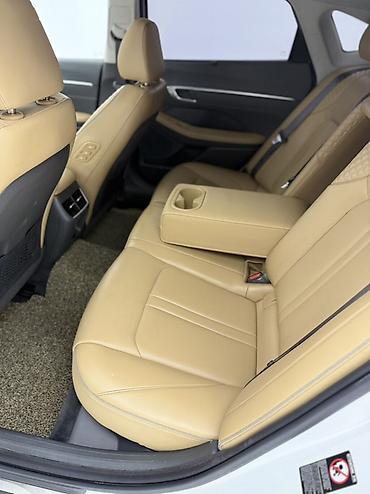 Hyundai: Hyundai Sonata: 2019 г., 2 л, Автомат, Бензин, Седан at lalafo.kg — 10 Hyundai: Hyundai Sonata: 2019 г., 2 л, Автомат, Бензин, Седан — 10