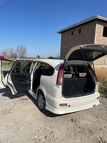 range over: Honda Stream: 2001 г., 2 л, Автомат, Бензин, Минивэн — 2