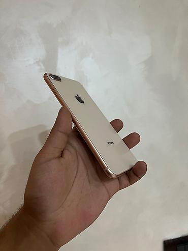 iphone adaptoru: IPhone 8 Plus, 64 GB, Rose Gold — 7