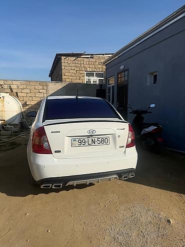 aksent: Hyundai Accent sedan – Maşin yaxşı vəziyyətdədir 80 % bez kraskadir — 7