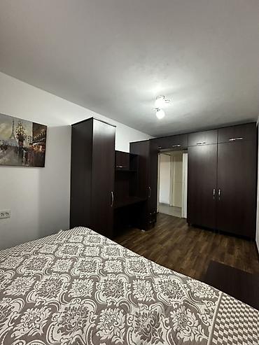osh flat: 3 комнаты, 8 мкр Собственник, Семейным, от 1 года, С мебелью полностью — 3