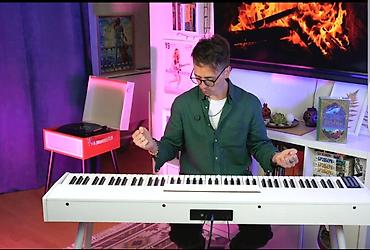 Digər: Elektro Pianino. 88 klaviş tam oktava Pianino səslidir. Əlavə 128 cür — 3