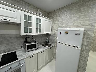 котедж исык куль: 📍 Дордой Плаза ТРЦ 🌆 Бишкек 💰 25 000 сом 🏢 3/5 этаж 🏗 105 серия ✨ — 6
